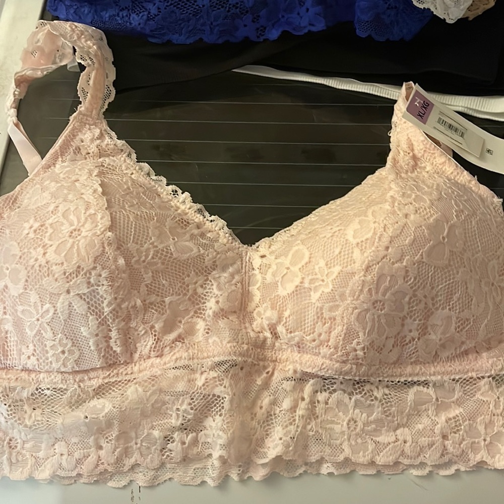 NWT No boundaries Bralette